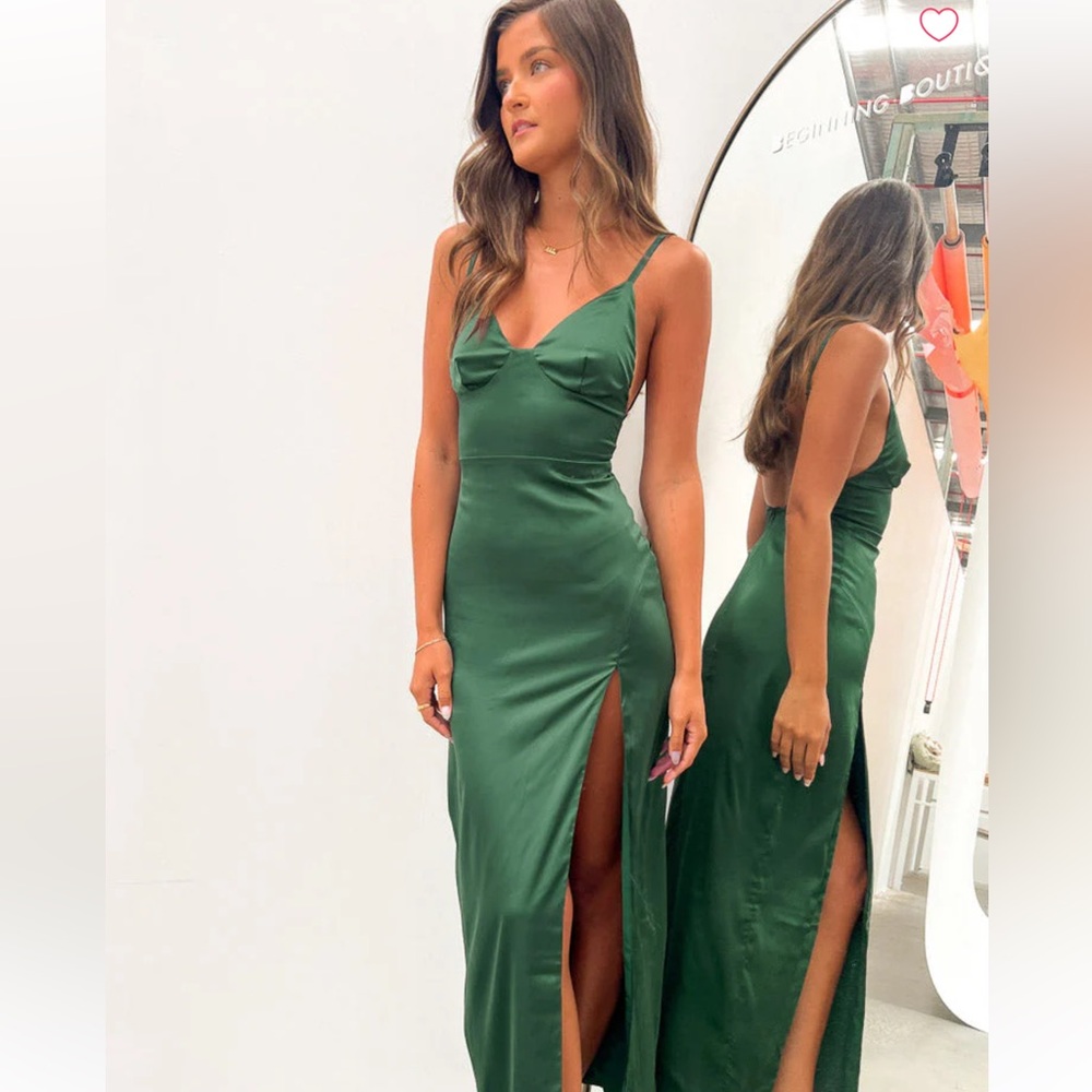 Beginning Boutique Freesia Emerald Maxi Dress
(  US size 2)